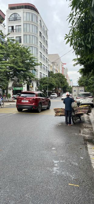 Bán đất 3 tầng mặt Ngọc Hân công chúa-Võ Cường-BN.dt.76,5m.mt.4,5,hướng ĐN.giá.19 tỷ - 2