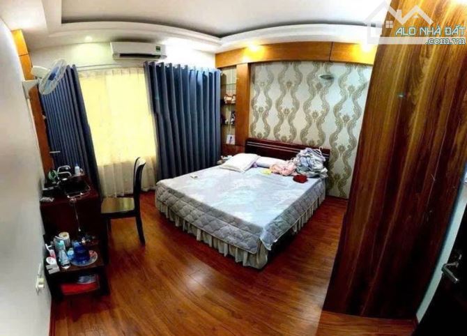 MỸ ĐÌNH - CHỈ HƠN 9tỷ - NHÀ DÂN XÂY CỰC ĐẸP - NGÕ RỘNG THOÁNG.  - DT 40m x 5tầng - mt 4.7m - 2