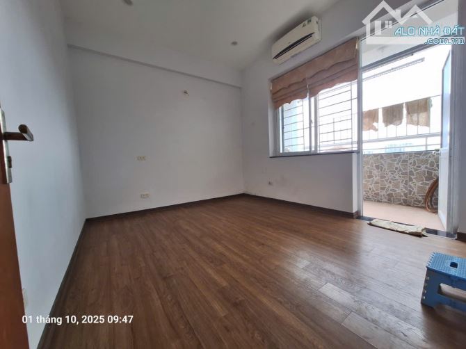 Bán gấp CH N03 Trần Quý Kiên 76m2, 2N, 1WC, giá 6.3 tỷ - 2