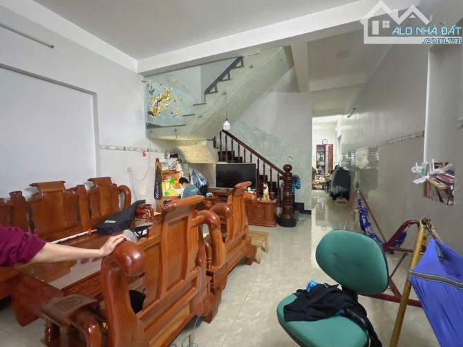 NP730 bán nhà mặt tiền Lý Văn Sâm p Tam hiệp - 2