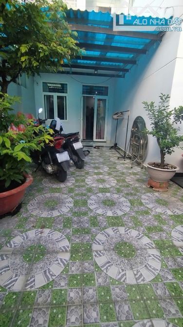 💥NHÀ 5.75 TỶ CÓ PHÒNG TẦNG TRỆT - 9x14M - 3 TẦNG - TT. NHÀ BÈ GẦN QUẬN 7 - 2