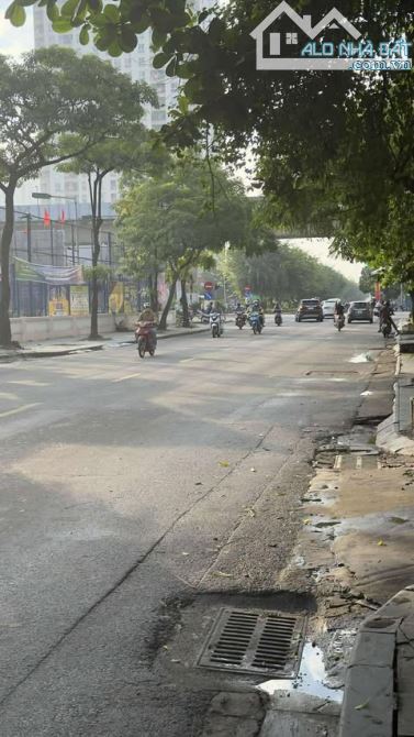 SIÊU PHẨM ĐÓN TẾT SỚM – NHÀ ĐẸP 4 TẦNG - BIÊN GIANG – OTO VÀO NHÀ - 38m - MẶT 4m – 3.8 TỶ - 2
