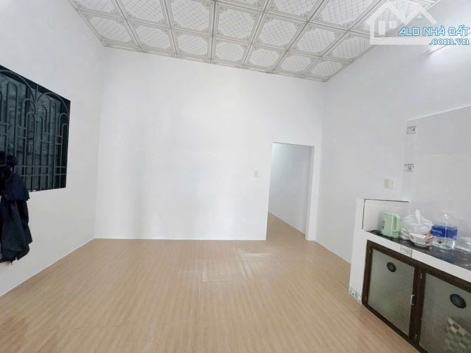 Bán gấp căn nhà cấp 4 mới toanh ở gần bệnh viện đa khoa Củ Chi - Sổ hồng riêng - 2