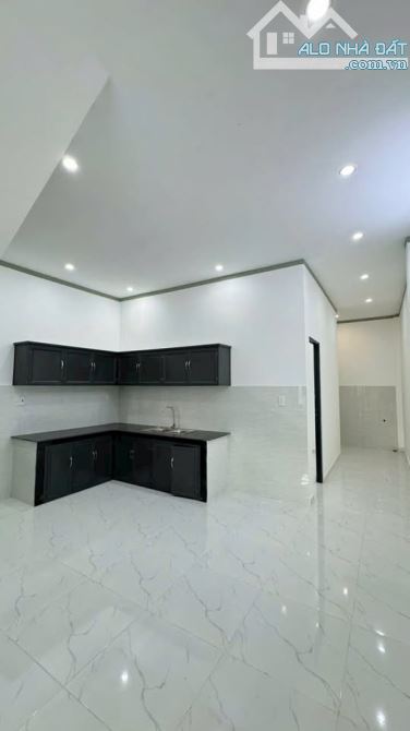 NHÀ NGAY CÔNG AN PHƯỜNG TÂN TRIỀU MỚI 500TR CHÌA KHOÁ TRAO TAY - 2