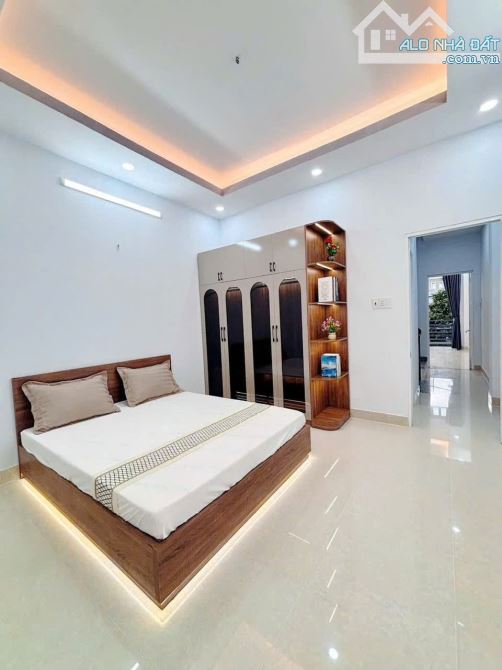 bán nhanh căn Nguyễn Thái Sơn, Gò Vấp. Giá: 2 tỷ 520tr/64m2, sổ hồng riêng - 2