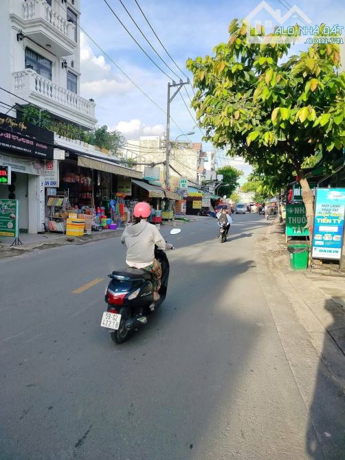 HÀNG HIẾM – NHÀ 7 TẦNG MẶT TIỀN KINH DOANH HUỲNH THỊ HAI, Q.12 - 2