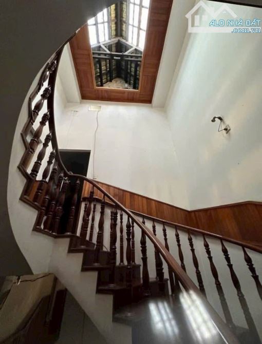 HẺM XE HƠI - SÁT MẶT TIỀN - NGUYỄN VĂN LƯỢNG GÒ VẤP 380M2 3 TẦNG NGANG 7.1M  28.5 TỶ TL. - 2