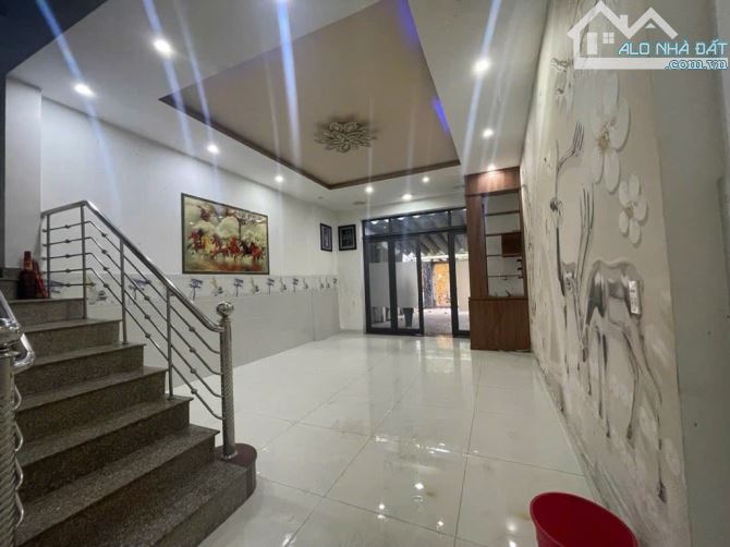 BÁN GẤP NHÀ ĐƯỜNG HUY CẬN NGAY ĐH NGOẠI NGỮ, KIẾN TRÚC PHÙ HỢP ĐẦU TƯ CHỈ 10,X TỶ - 2