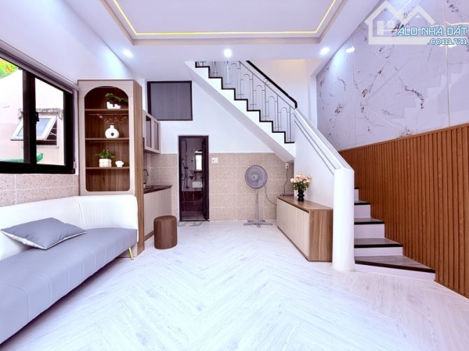 BÁN NHÀ ĐẸP THÍCH QUÃNG ĐỨC - PHÚ NHUẬN - 4 TẦNG - 19.3M2 - NHỈNH 4 TỶ - 2