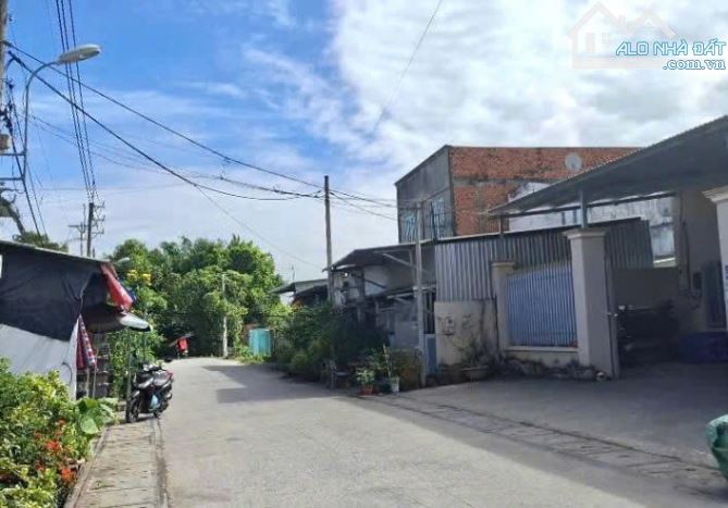 Chính chủ gửi bán nhanh lô đất 167m2,giá 1,1 Tỷ ngay Nguyễn Thị Lắng Tân Phú Trung Củ Chi - 2
