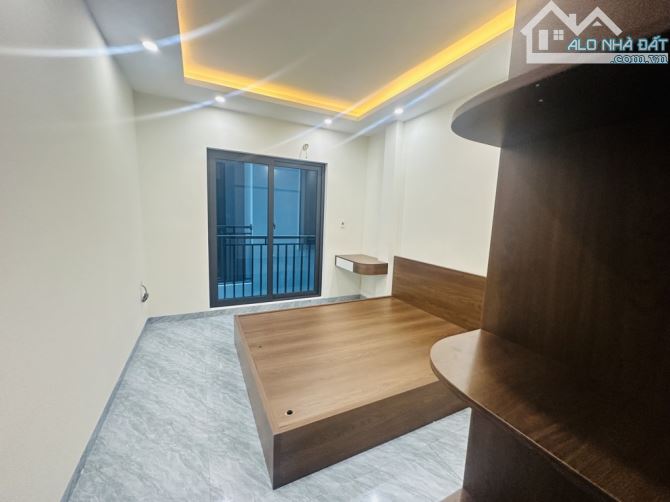 NHÀ DI TRẠCH LÔ GÓC THOÁNG 2 MẶT, Ô TÔ ĐỖ CỬA, 5 TẦNG 7 NGỦ, FULL NỘI THẤT 36M2 HƠN 5 TỶ - 2