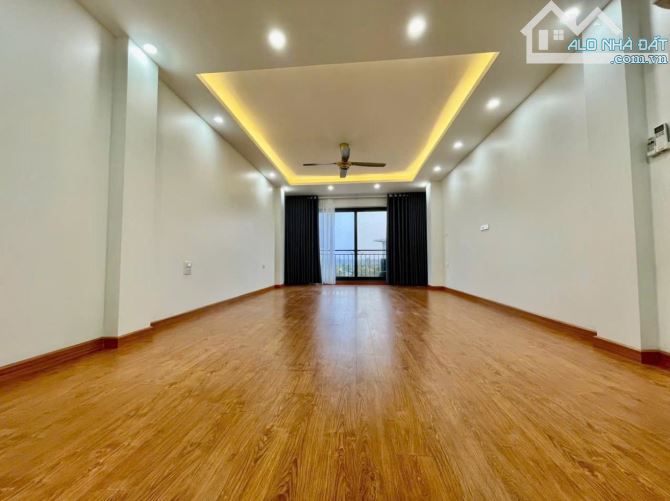 PHÚC ĐAM 68M2- 6 TẦNG- THANG MÁY- Ô TÔ NGỦ TRONG NHÀ - 2