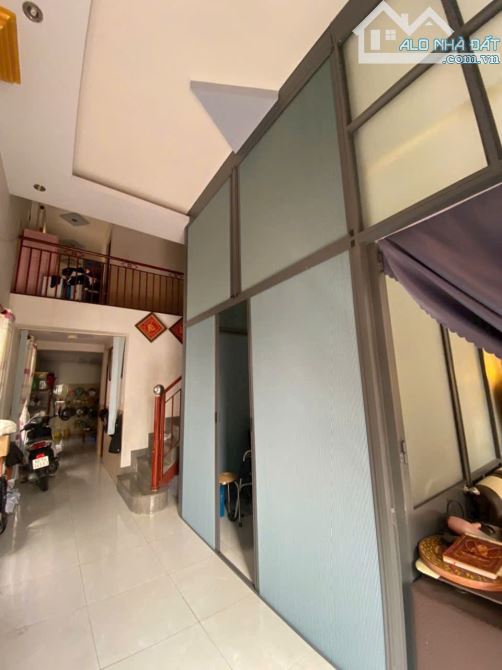 BÁN NHÀ 120m2 SHR thổ cư đường ô tô (P. TÂN MAI) chỉ 4,3 tỉ - 2