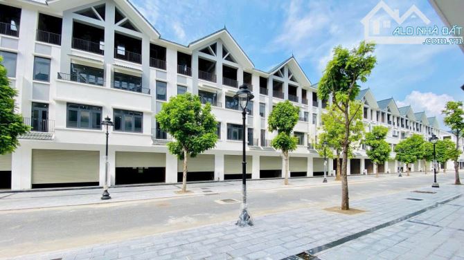 Bán liền kề Kim Chung Di Trạch 90m2 giá tốt - 2