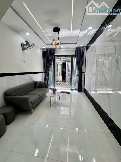 NHÀ 2 TẦNG GÒ VẤP - NGUYỄN DUY CUNG. - 2