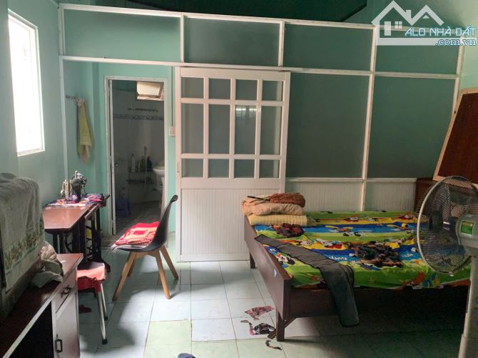 Nhà phố rẻ 5 x 30m Trương Hán Siêu Đa Kao Quận 1 TP.HCM - 2