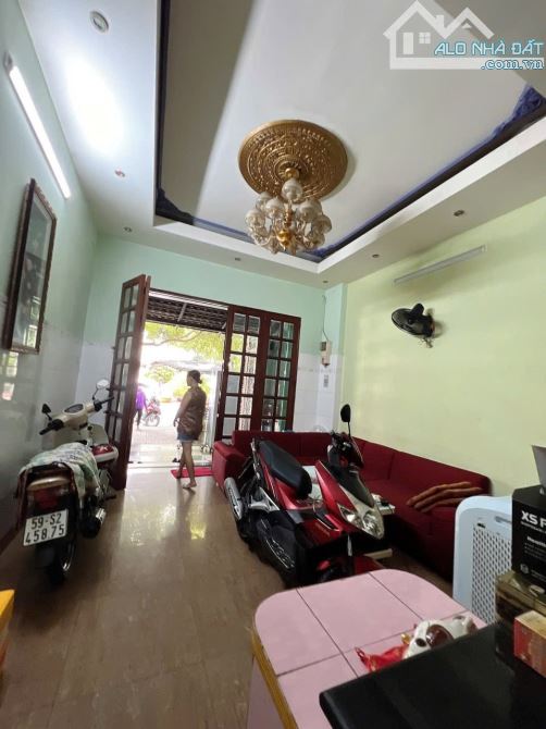SÁT MẶT TIỀN - TRỊNH ĐÌNH TRỌNG - HOÀ THẠNH - -TÂN PHÚ -62M2- 3TẦNG - 10tỷ5 …TL - 2