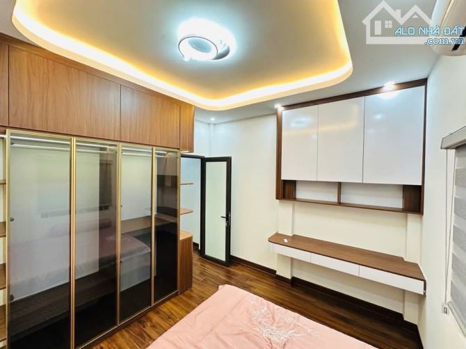 Bán nhà Xuân Đỉnh, 44m2 hơn 7 tỷ, gần CV Hoà Bình, dân xây ở ngay, ô tô đỗ cửa, hiếm quá - 2