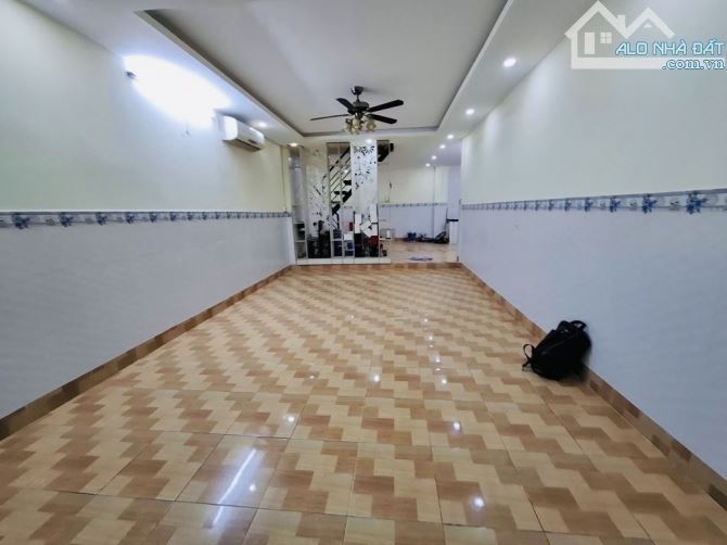 BÁN NHÀ GÒ VẤP GIÁP BÌNH THẠNH - 76M2 (4,7 X 15M) - CHỈ 4 TỶ HƠN - 2