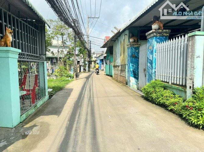 Đất xây trọ đường bê tông,5x50 (250m2), đất thổ, xây trọ nằm MT đường Cây Dương giá 1ty350 - 2