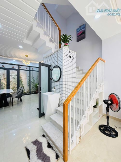 Cần bán nhanh nhà 58m2 Bùi Thị Xuân,Q1 giá 3tỷ890.Gần công viên Tao Đàn. Hẻm 4m. Sổ riên - 2