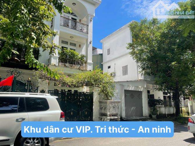 🚨 Bán nhà Cao Xuân Dục 2,5 tầng - 6 phòng ngủ. Sau 1 nhà mặt tiền - Vỹ Dạ. Tp - 2
