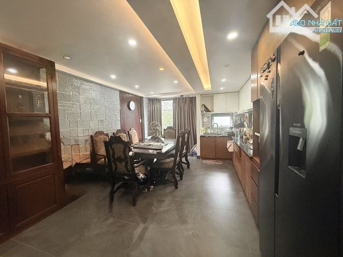 Bán nhà gò vấp phường 6 dương quảng hàm xe hơi ngủ nhà 5 tầng full nội thất chỉ 9,x tỷ - 2