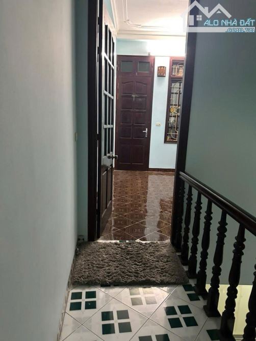 Bán nhà riêng 76m2, chính chủ phố La Thành, ngõ thông, phân lô, ô tô vào nhà - Giá 17 tỷ - 2