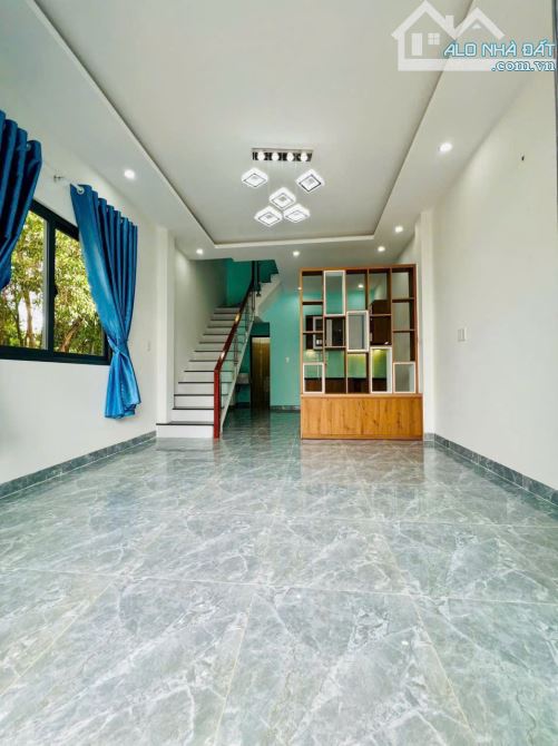 BÁN NHÀ TƯƠNG BÌNH HIỆP – GIÁ 2 TỶ 200  3 phòng ngủ, 2 WC, phòng khách, bếp đầy đủ - 2