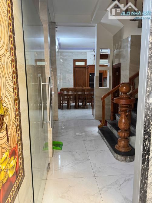 Bán nhà 4 tầng kiên cố hoàn công đủ, 90m2 - 9.5 tỷ. Xe hơi đỗ cửa gần chợ Tân Lập - 2