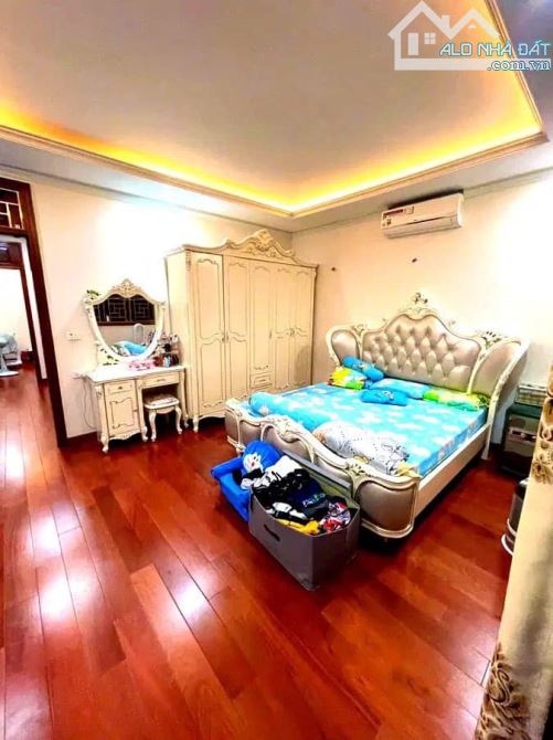 Bán nhà phố Bạch Mai, Hai Bà Trưng, gần ô tô, ở ngay 4 tầng 60 m2 giá 18.5 tỷ - 2