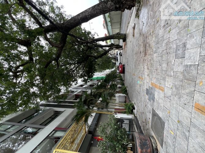 BIỆT THỰ ĐỨC GIANG 150M2, 5 TẦNG, LÔ MẶT PHỐ - LÔ GÓC - VỈA HÈ RỘNG, VỪA Ở VỪA KINH DOANH - 2