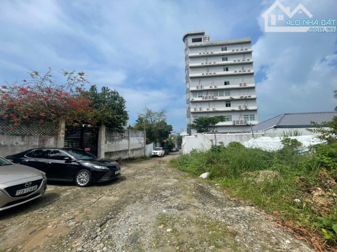 BÁN ĐẤT BIỆT THỰ SÁT BIỂN BÃI DÂU TRẦN PHÚ TP. VT 165M2 (10X18M) FULL THỔ CƯ, GIÁ 14 TỶ - 2