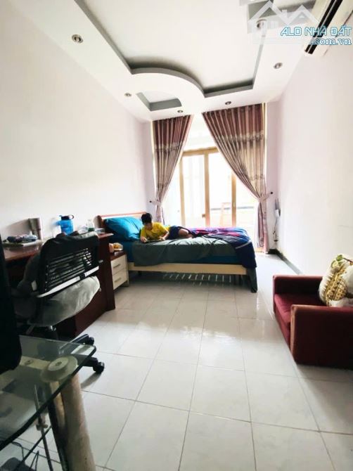 HOÀ HƯNG PHƯỜNG 13 QUẬN 10 - 40M2, 4 TẦNG - NHỈNH 7 TỶ - 2