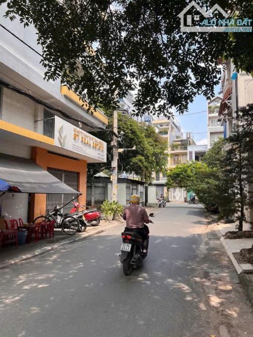 Siêu phẩm 3 mặt tiền đường 3/2, phường 14, Quận 10; 4.2x22m; 2 tầng, giá chỉ 36,5 tỷ - 2
