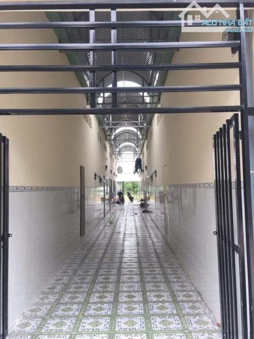 BÁN DÃY TRỌ (12x30) NGAY KHU CÔNG NGHIỆP TÂN TẠO 300M2 GIÁ 1TỶ150TR, HÀNG THÁNG THU NHẬP 3 - 2