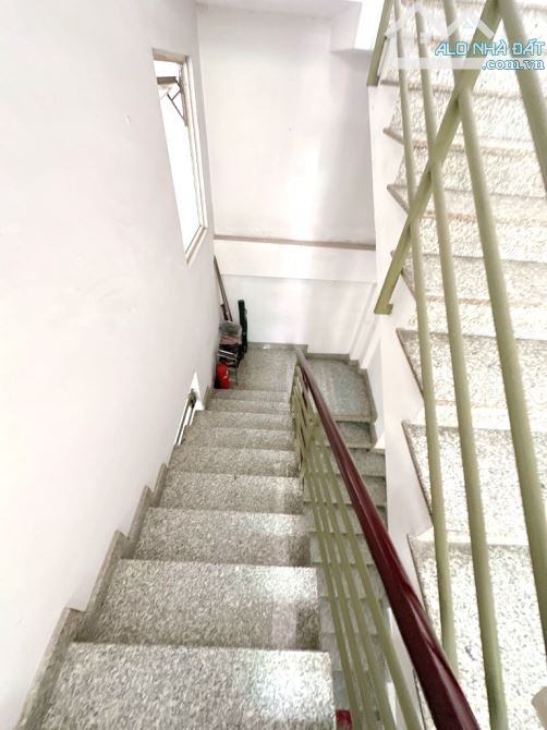 HIẾM-HẺM 8M THÔNG PHAN HUY ÍCH - TÂN BÌNH- DT 84M2- NGANG HIẾM 5M - NỞ HẬU- 3 TẦNG - 2