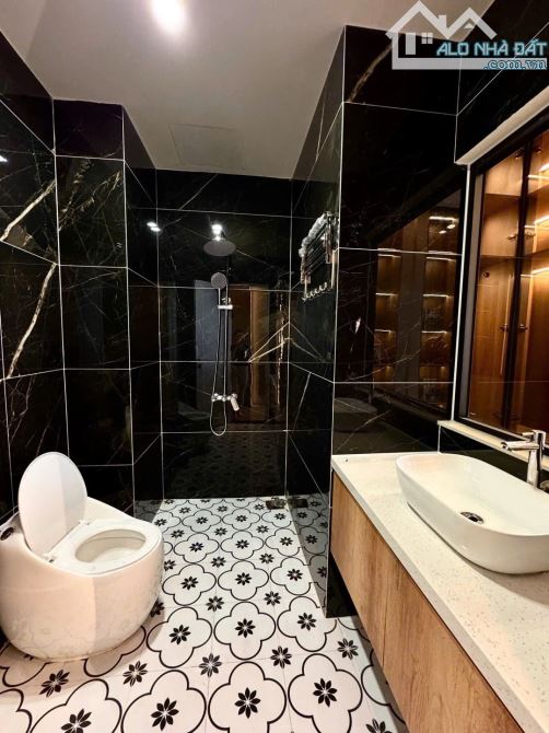 🏡SIÊU HOT!BÁN NHÀ 3 TẦNG–ÔNG ÍCH KHIÊM–NỞ HẬU,FULL NỘI THẤT CAO CẤP-CHỈ CẦN XÁCH VALI VÀO - 2