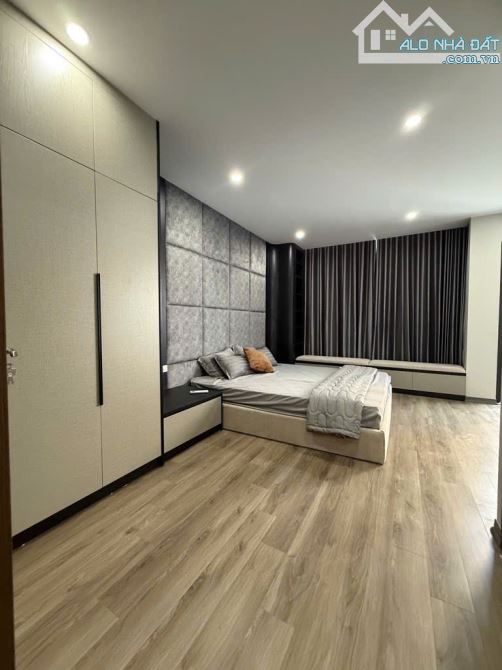 SIÊU PHẨM 7 TẦNG THANG MÁY-GARA Ô TÔ 7 CHỖ- FULL NỘI THẤT XỊN- PHỐ NGUYỄN LAM, PHÚC ĐỒNG - 2