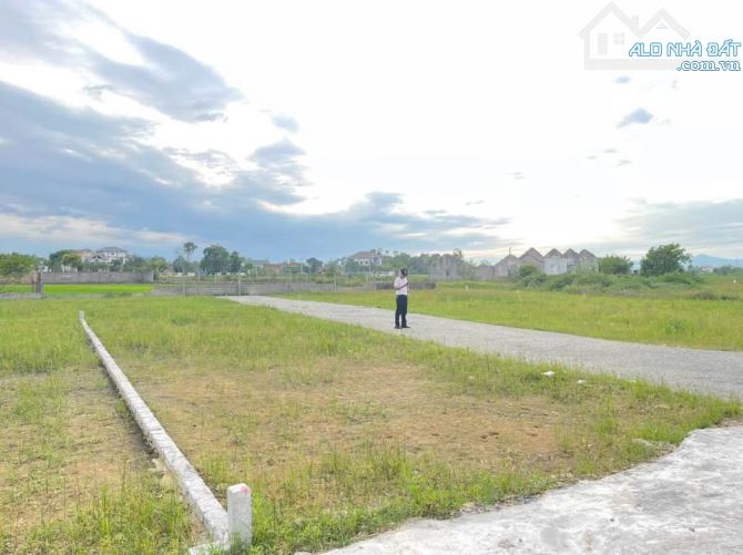 đất xóm Trường Phú , Nghi trường gần quốc lộ 46 , gần đại học vinh cơ sở 2 - 2