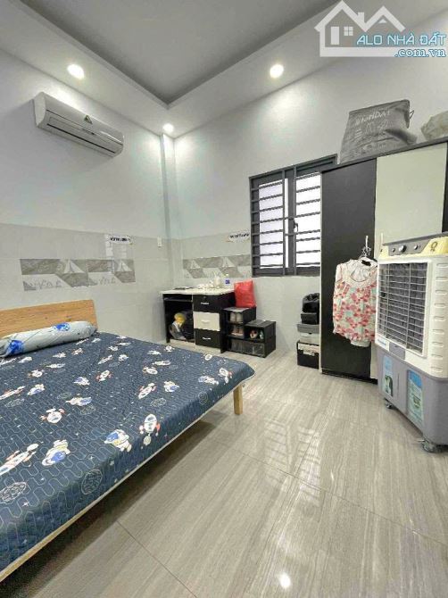 CHỦ GẤP BÁN,GIẢM  GIÁ 9.9 TỶ Vẫn TL, ➡️MẶT TIỀN, P.12 TÂN BÌNH, 70M2 (4m x 17.5m) 4 Tầng - 2