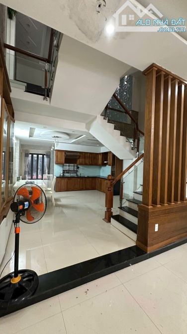 🔥 Nhà 3 tầng mặt tiền đường 7m5 NGUYỄN XÍ . Hoà Minh  - Dt : 125m2 ngang 5x25 - 2