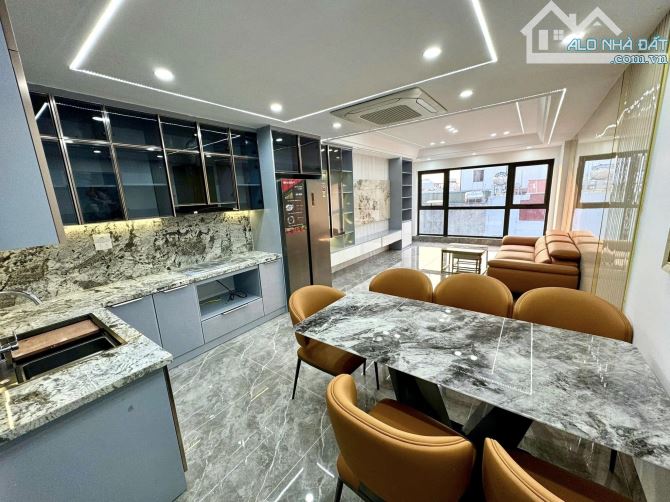 Bán nhà Phân Lô Dương Văn Bé, Vĩnh Tuy, 50m2 x 6 tầng, Ô tô, View thoáng, Giá: 14,86 tỷ. - 2