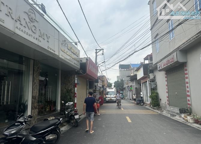 Bán đất tặng nhà 3tầng .149m full giá tốt nhất khu vực .Xuân Bách -Quang Tiến . - 2