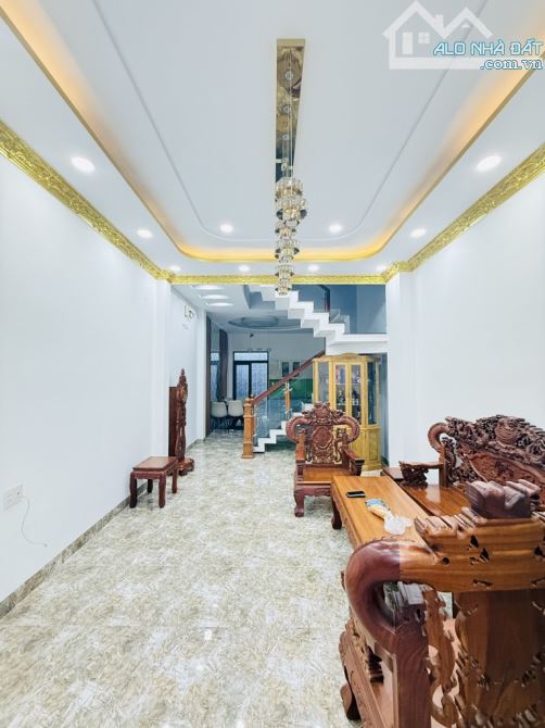 Nhà 3TẦNG đường TÔ NGỌC VÂN phường THẠNH XUÂN Q12 DT 57.8m2(4,2x14(hẻm ô tô 💲 5, 88tỷ - 2