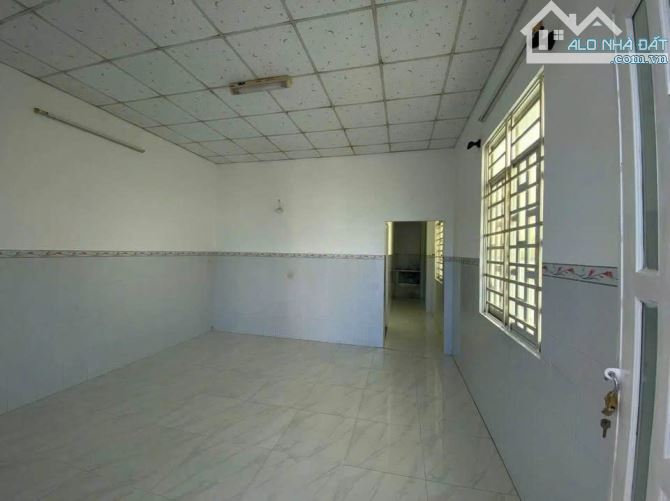 Bán nhà c4 Tân Hiệp Hóc Môn 97,5m2 giá 870 triệu sổ hồng riêng - 2