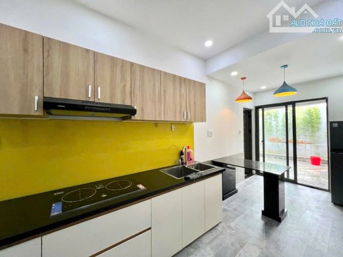 BÁN NHÀ KIỆT TRẦN VĂN DƯ – SÁT BIỂN – DT 117M²– GIÁ CHỈ 9,2 TỶ- GẦN BIỂN Ở SƯỚNG- CƠ HỘI - 2