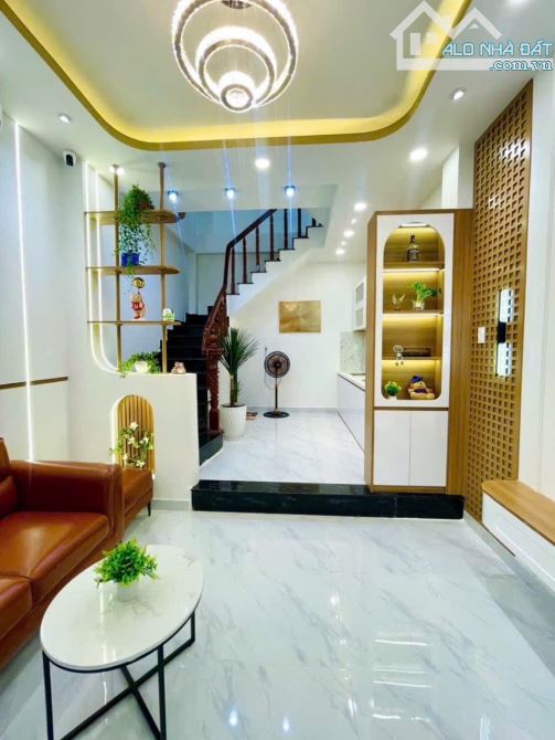 Lê Văn Duyệt P.1 Bình Thạnh (4,5x15m) 2T 2PN vào ở ngay. Giá 15 tỷ thương lượng mạnh - 2