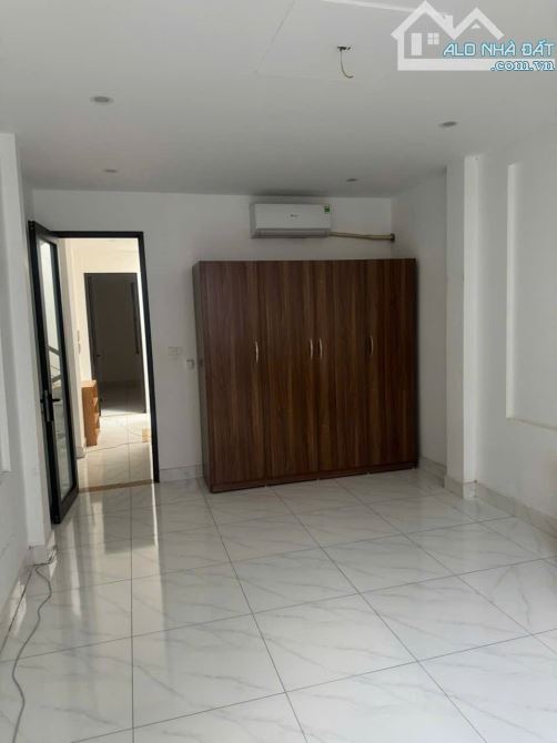 NHÀ ĐẸP TRẦN DUY HƯNG–43.8M²–5 TẦNG GIÁ 15.5 TỶ–PHÂN LÔ–KINH DOANH-NGÕ THÔNG– CÁCH PHỐ 20M - 2