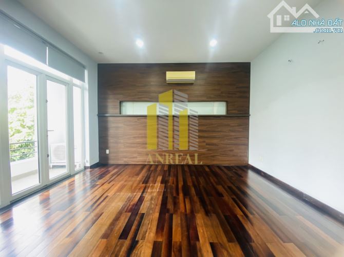 Biệt Thự Đường Trần Não Hầm 3 Lầu Giá 55 triệu - 2